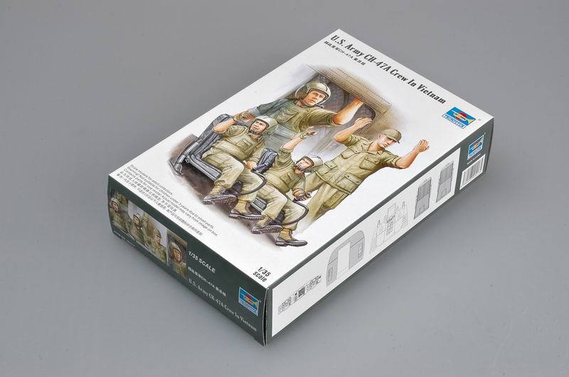 Trumpeter 00417 1/35 US Army CH-47 Crew in Vietnam