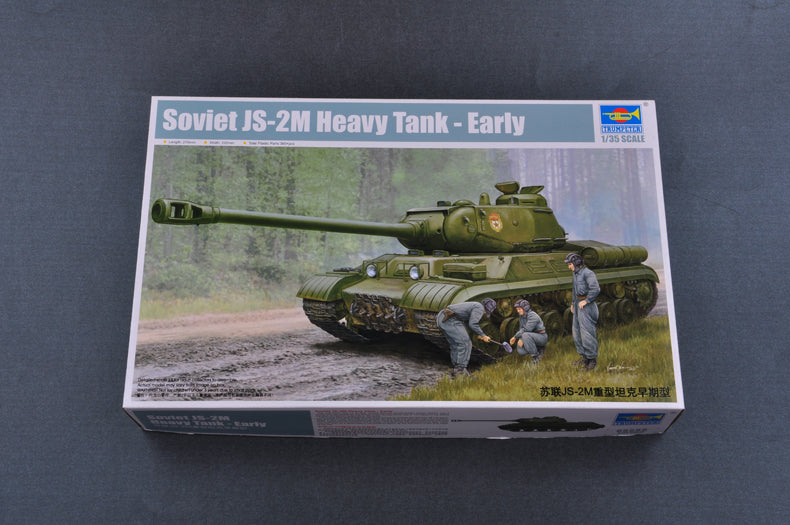 Trumpeter 1/35 05589 Russian JS-2M Heavy Tank Early Version