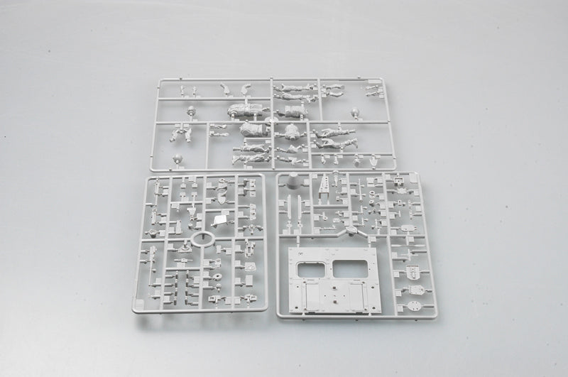 Trumpeter 1/35 00397 M1130 Stryker CV Tank Model Kit