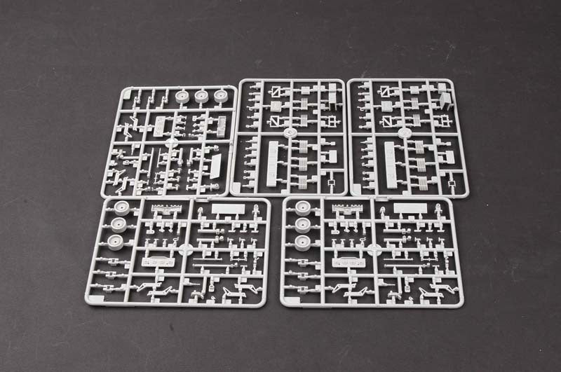 Trumpeter 1/35 01574 M1132 Stryker ESV w/LWMR/SOB
