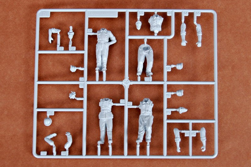 Trumpeter 00409 1/35 scale German “Karl ”gun Artillery model kit