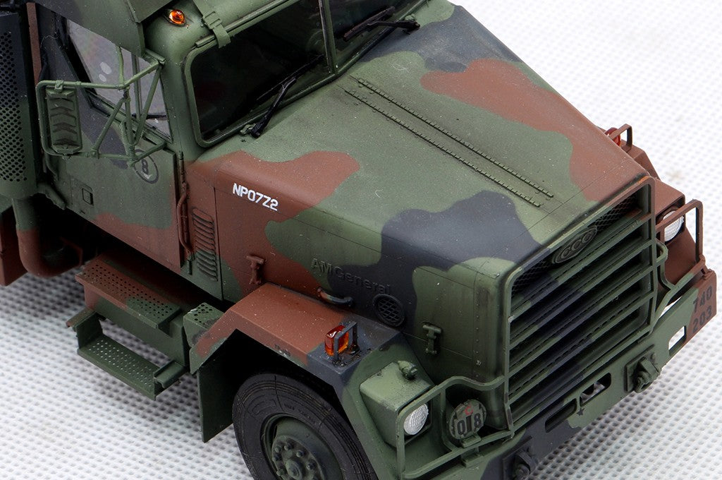 Trumpeter 01084 1:35 Scale M915 Gun Truck Plastic Model Assembly Kit