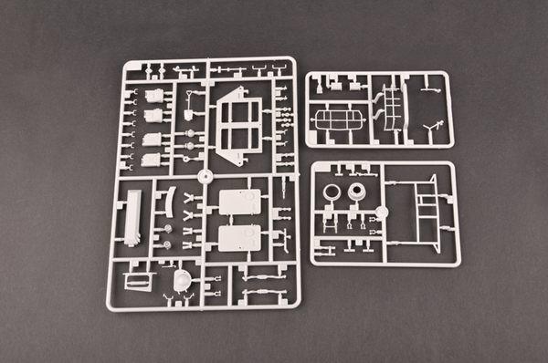 Trumpeter 1/35 01504 Canadian AVGP Cougar (Improved Version)