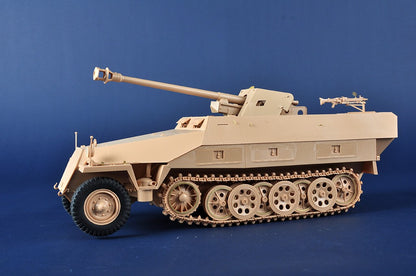 Trumpeter 00943 1:16 Scale Sd.Kfz 251/22D 00943 Model Kit