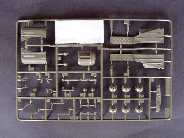 Trumpeter 1/35 01003 Soviet ZIL-157K Military Truck