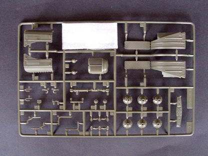 Trumpeter 1/35 01003 Soviet ZIL-157K Military Truck