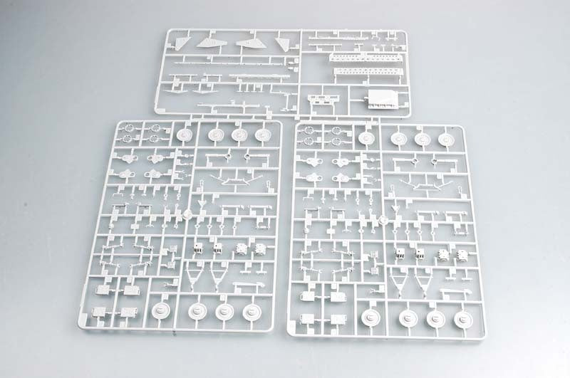 Trumpeter 1/35 00398 M1131 Stryker FSV Tank Model Kit