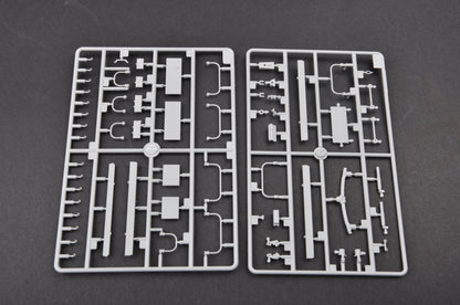 Trumpeter 1/35 01007 M1083 FMTV Standard Cargo Truck