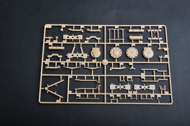 Trumpeter 1/35 01585 German 8.8cm Flak 18 Selbstfahrlafette