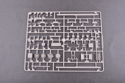 Trumpeter 01048 1/35 M270/A1 Mutiple Launch Rocket System-Norway
