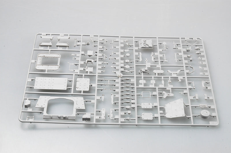 Trumpeter 1/35 00397 M1130 Stryker CV Tank Model Kit