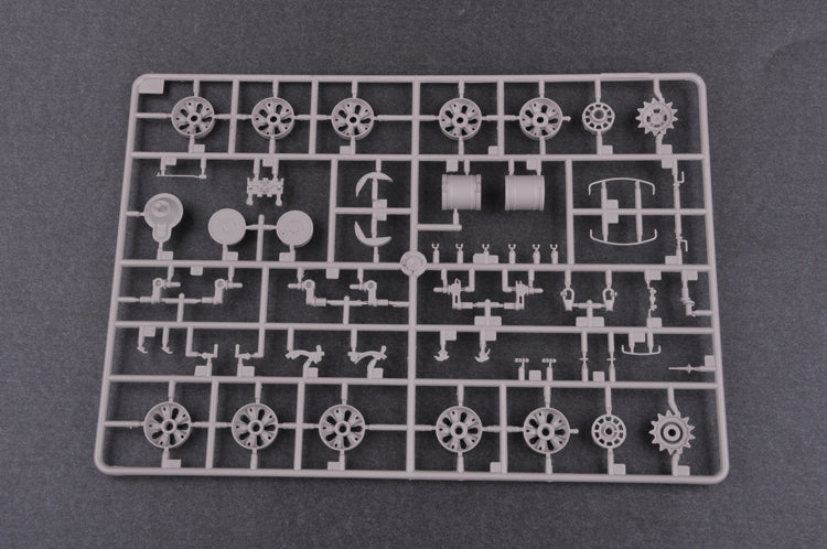 Trumpeter 01553 1/35 Soviet T-62 BDD Mod.1984 (Mod 1962 Modification)