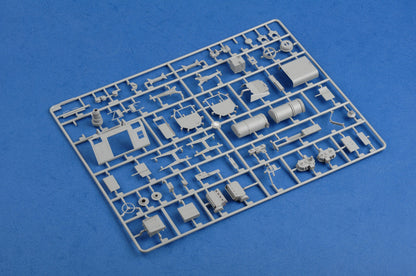 Trumpeter 1/35 01021 HEMTT M983 Tractor