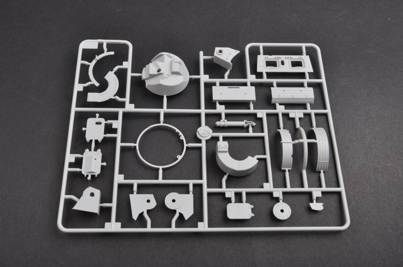 Trumpeter 1/35 01545 Russian BTR-60PB Upgraded Plastic Assembly Model Kit