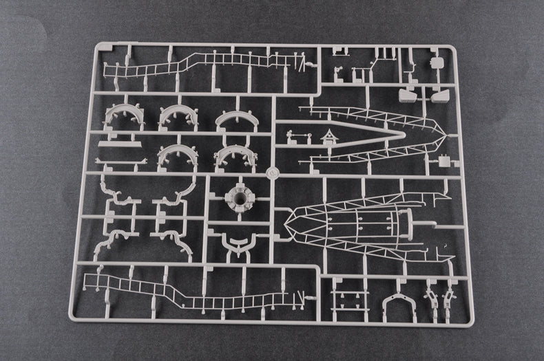 Trumpeter 1/35 01024 2P19 Launcher w/R17 Missile Of 8K14 Missile System Complex