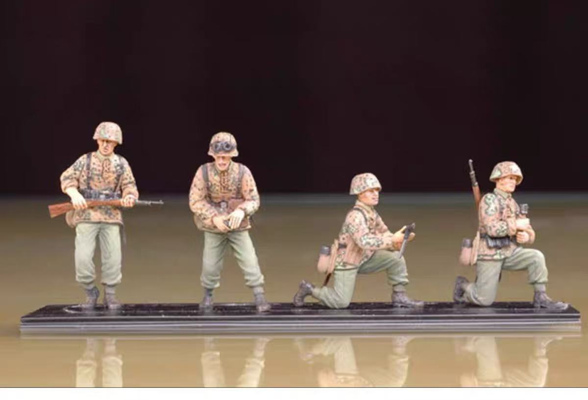 Trumpeter 00405 1/35 scale ARMED SS ASSAULT TEAM PLASTIC MODEL kit