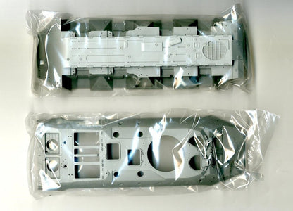 Trumpeter 1/35 01592 German SPW -70 assembly model