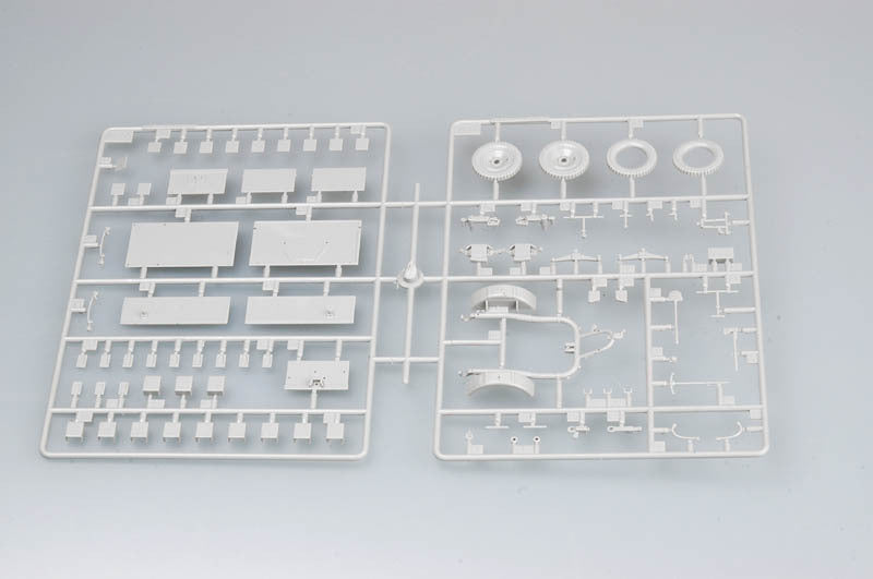 Trumpeter 1/35 01523 Flakvierling 38 Sd.Kfz.7/1 Early Version