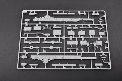 Trumpeter 1/35 01007 M1083 FMTV Standard Cargo Truck