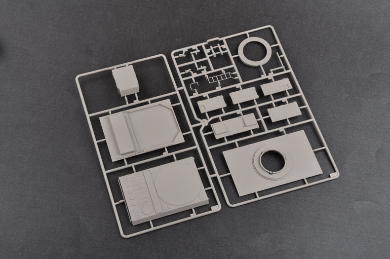 Trumpeter 1/35 01022 M901 Launching Station & AN/MPQ-53 Radar Set Of Min-104
