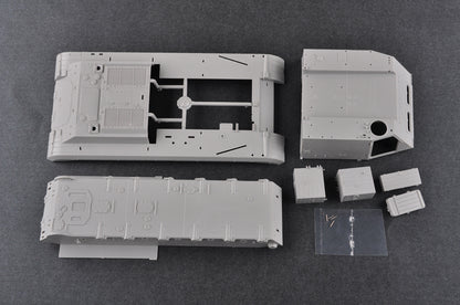 Trumpeter 1/35 01024 2P19 Launcher w/R17 Missile Of 8K14 Missile System Complex