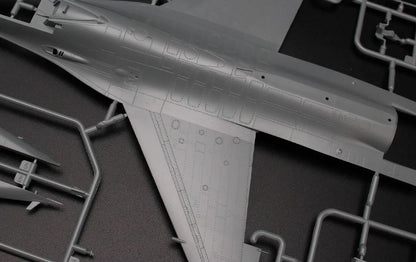 F-16CM Block 50 1/48 Aircraft Model Kit | Great Wall L4836