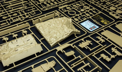 Meng Model 1/35 TS-011 French FT-17 Light Tank (Riveted Turret) Model Kit