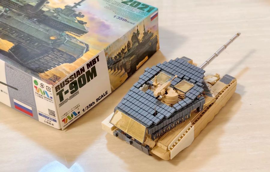 Tiger Model 4617 1/35 Russian T-90M MBT Breakthrough III Tank Model Kit