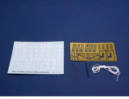 U.S. Navy LCM3 Landing Craft Model Kit 1/35 | Trumpeter 00347