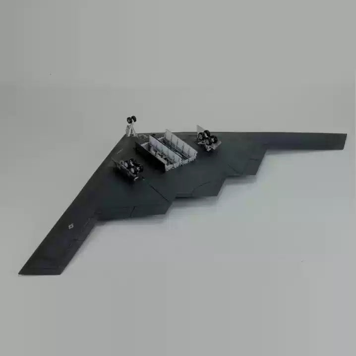 Collect Model UA72201 1/72 USAF B-2A Spirit Stealth Bomber Model Kit