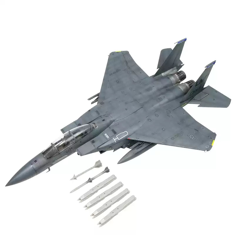 GreatWall 1/48 L4822 F-15E Strike Eagle Dual Roles Aircraft model kit