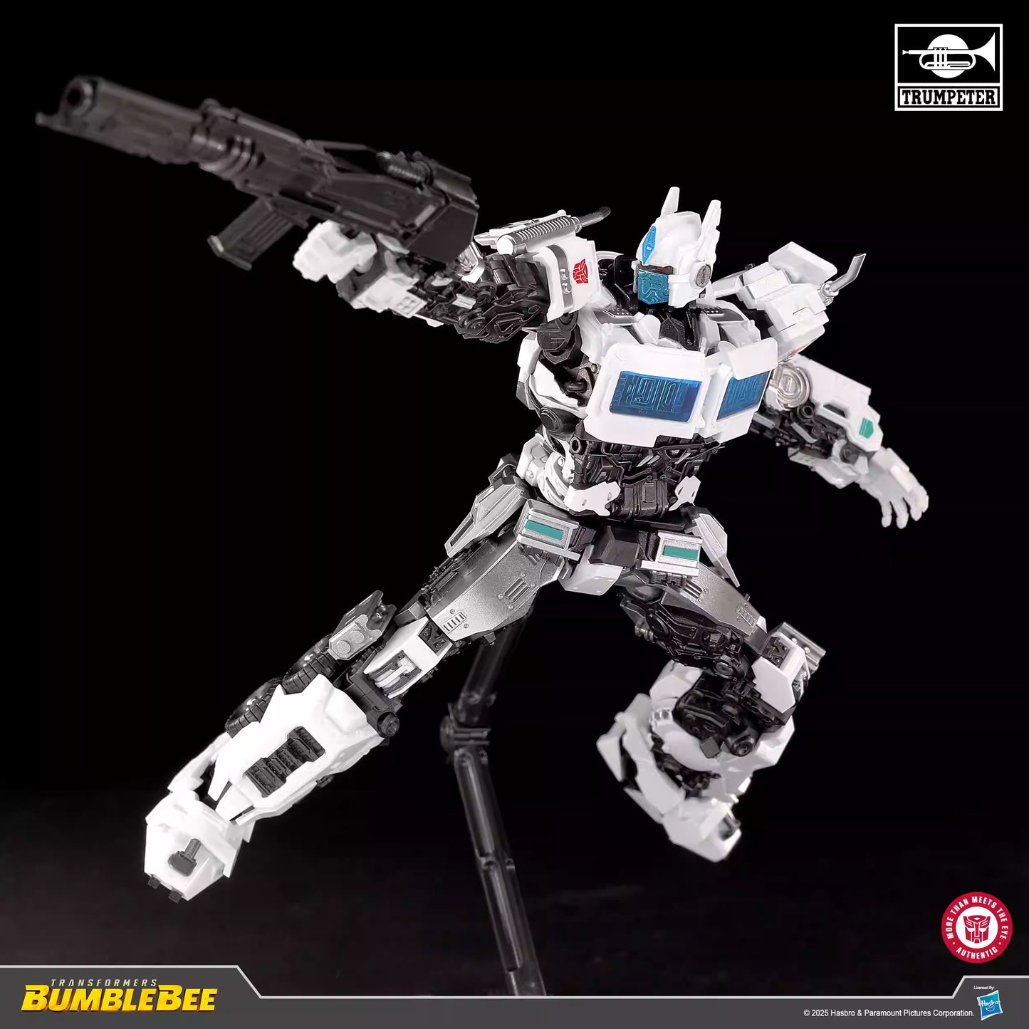 Explore this Transformers ULTRA MAGNUS Movable Action Figure | Trumpeter 08150