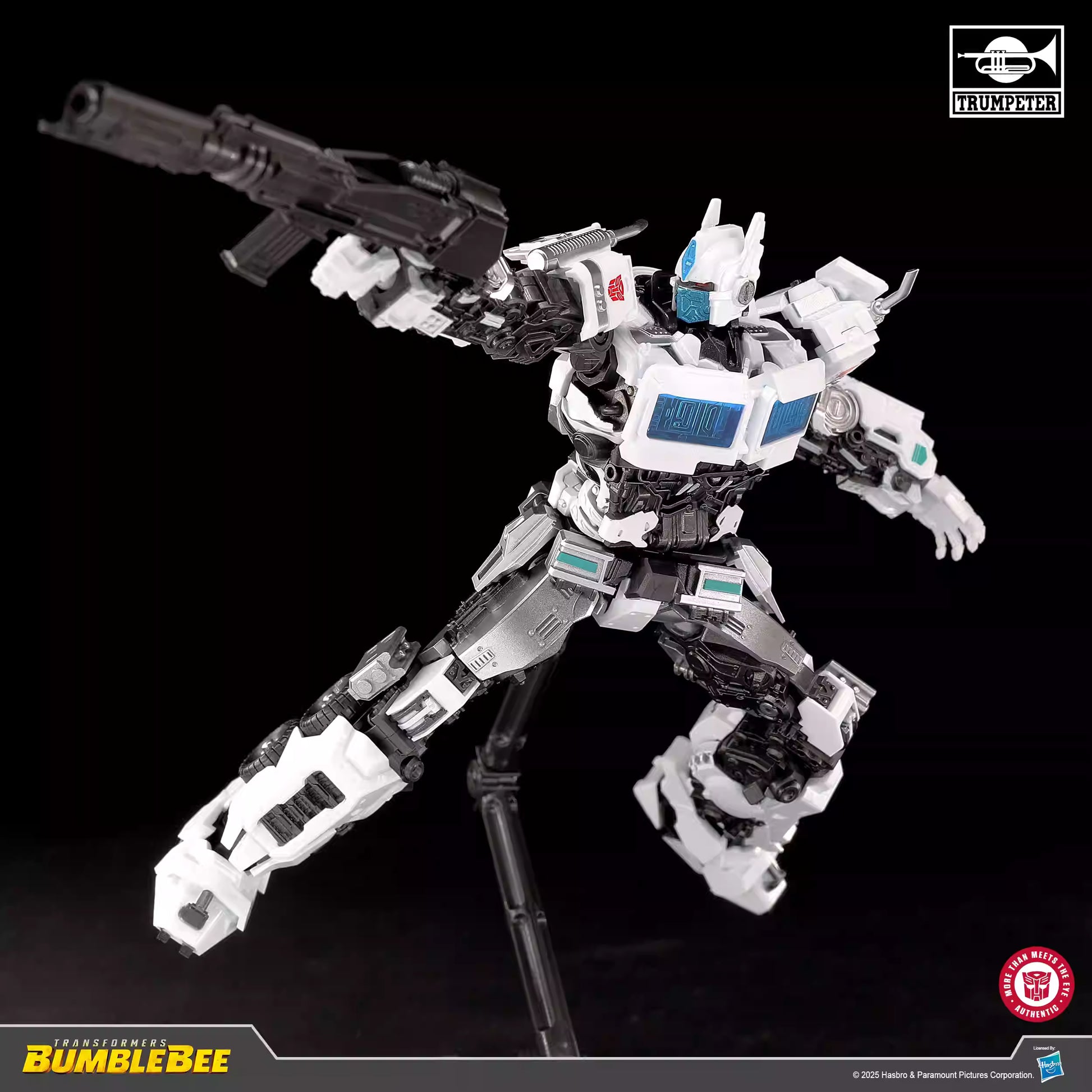 Explore this Transformers ULTRA MAGNUS Movable Action Figure | Trumpeter 08150