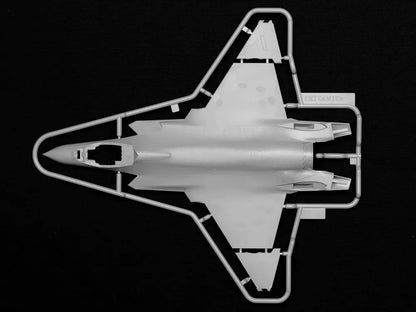 Tamiya 60794 1/72 Lockheed F-35C Lightning II Fighter Aircraft Model Kit