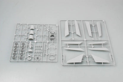 Trumpeter 1/32 02272 F-8E Crusader Aircraft