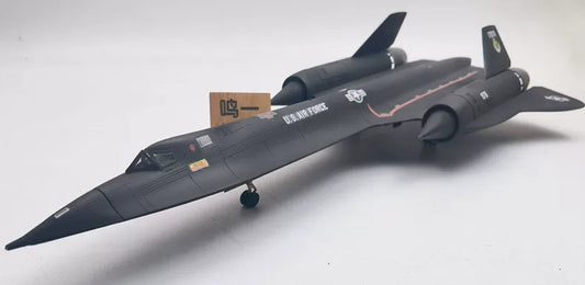 MiniHobby 1/72 80201 SR-71A Black Bird airplane model kit