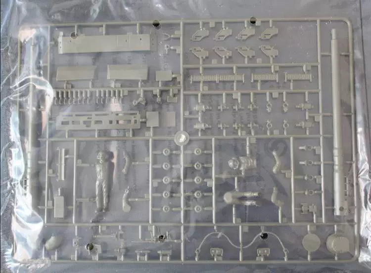 Hobby Boss 80110 Electric Model French Leclerc Tank Model Kit