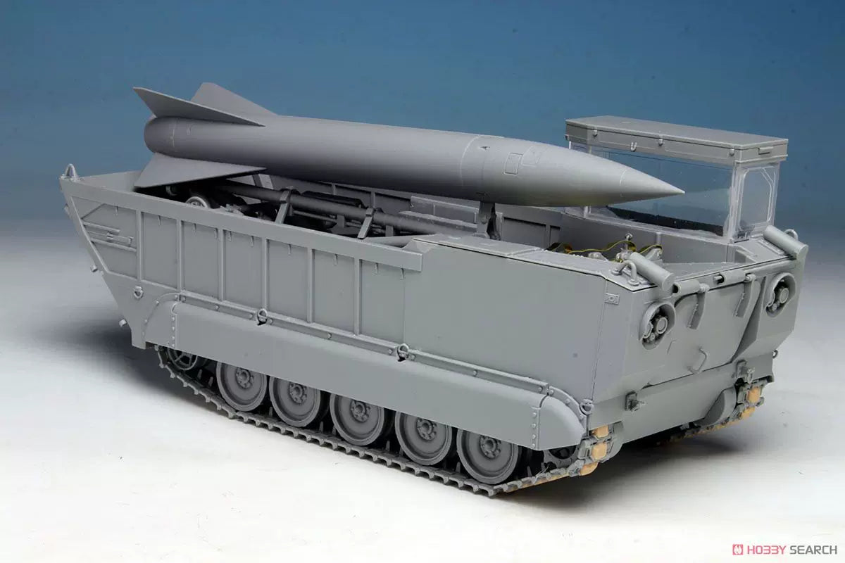 Explore the 1/35 M752 Tactical Ballistic Missile Launcher & MGM-52 Lance Missile | DRAGON 3592