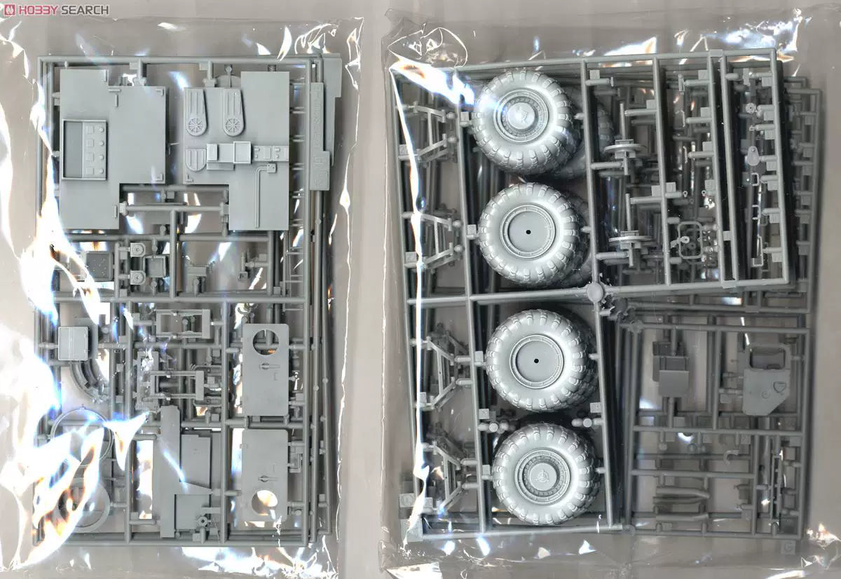 DRAMI DM3520 1/35 SS-1C'SCUD B' w/MAZ-543 TEL Missile System Model Kit