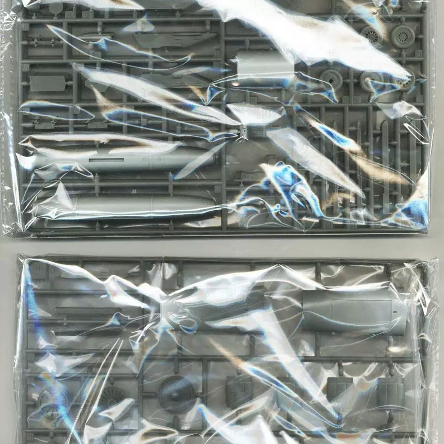 Special sales! 1/48 F-16C Viper Demo Team MODEL KIT | KINETIC K48107