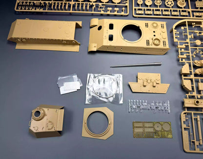 1/35 Germany Panther G Medium Tank Assembly Model Kit | Tiger Model 4904
