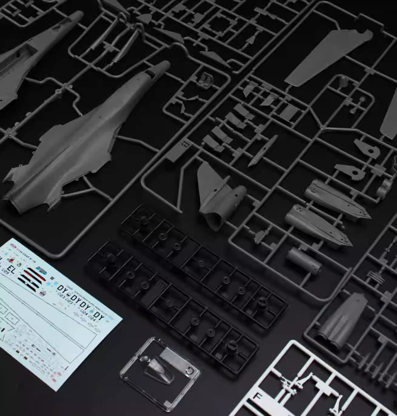 American Rockwel B-1B Lancer Bomber Model Kit 1/144 | Academy AC12620