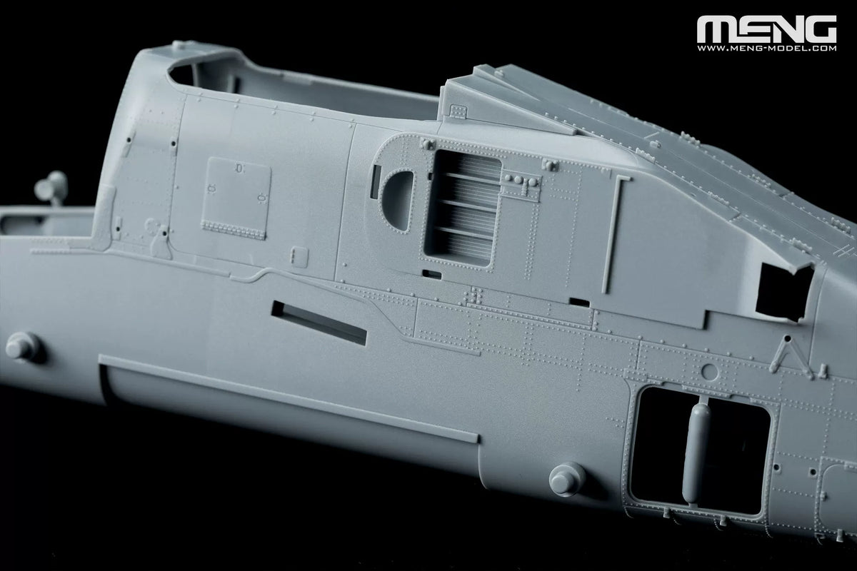 Discover the MENG QS-004 AH-64D APACHE 1/35 model kit 