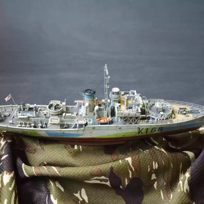1/350 HMCS Flower-Class Corvette Snowberry Full Hull Ship Model Kit | TM35008FH