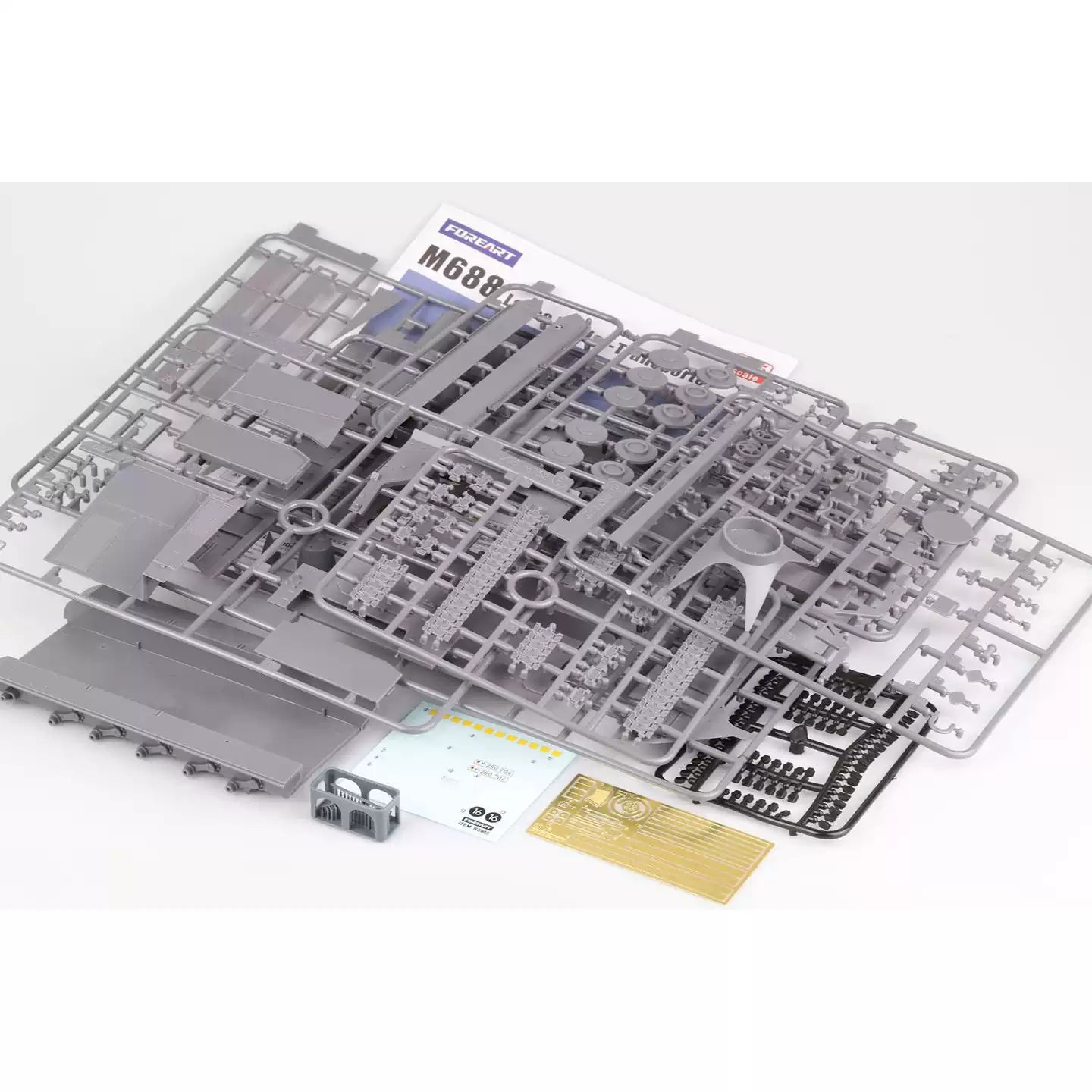FOREART R5905 1/35 U.S. M688 Lance Loader-Transporter Tank Model kit