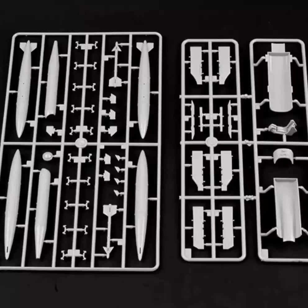 Build your own A-7K Corsair II aircraft model with the Hobby Boss 80347 kit.