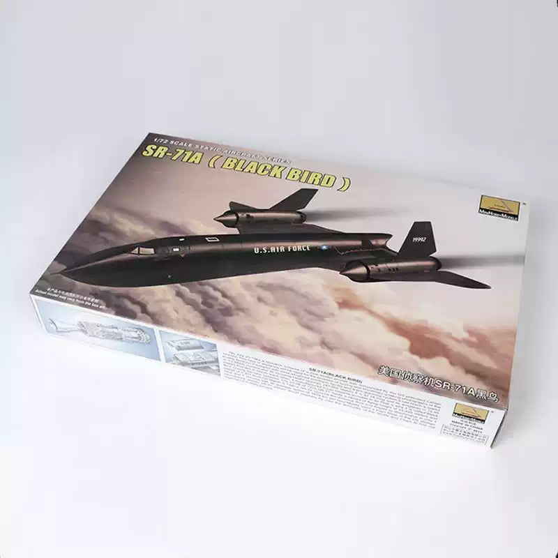 MiniHobby 1/72 80201 SR-71A Black Bird airplane model kit