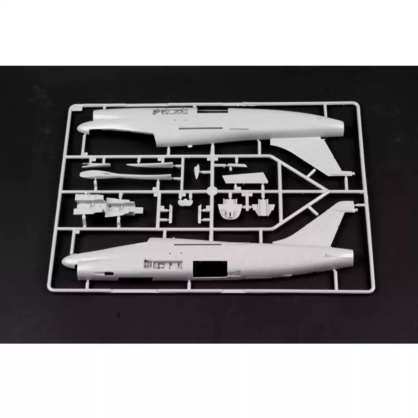 Build your own A-7K Corsair II aircraft model with the Hobby Boss 80347 kit.