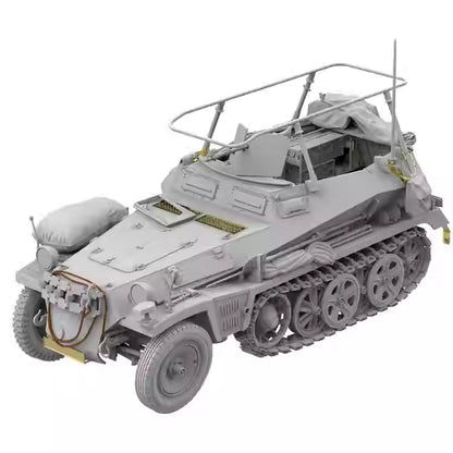 TAKOM 2194 1/35 Scale Sd.Kfz.250/3 Greif Half-Track Tank Model Kit Reprinted