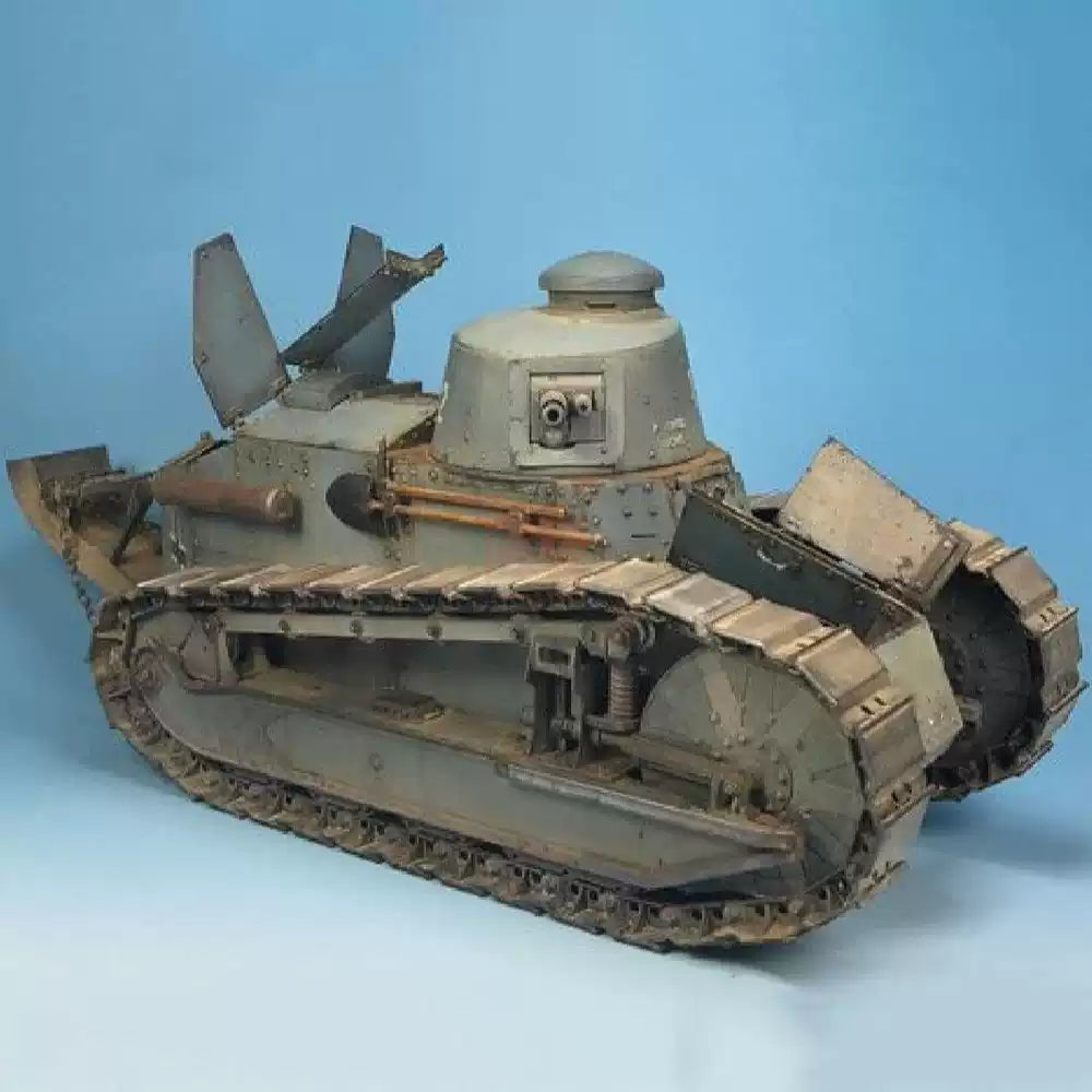 Takom 1004 1/16 French Renault FT Tank Model Kit Reprint